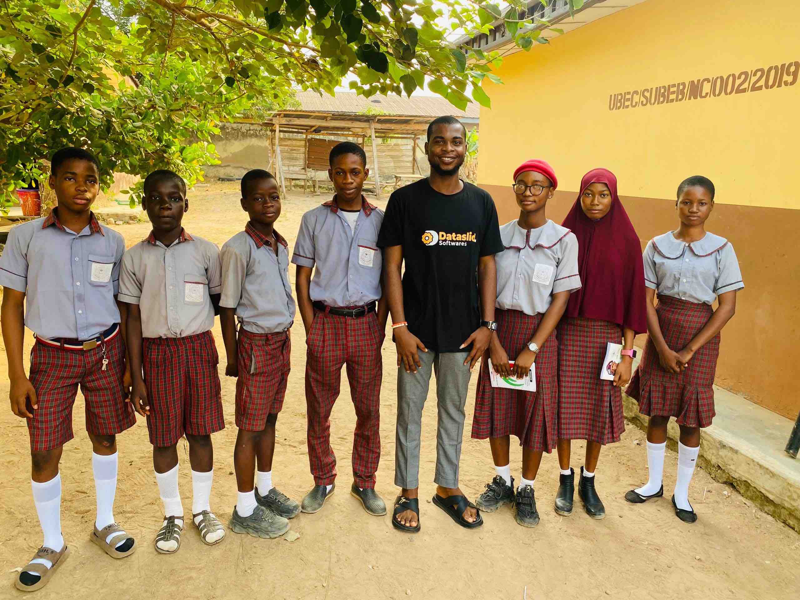 Group picture with students on cybersecurity